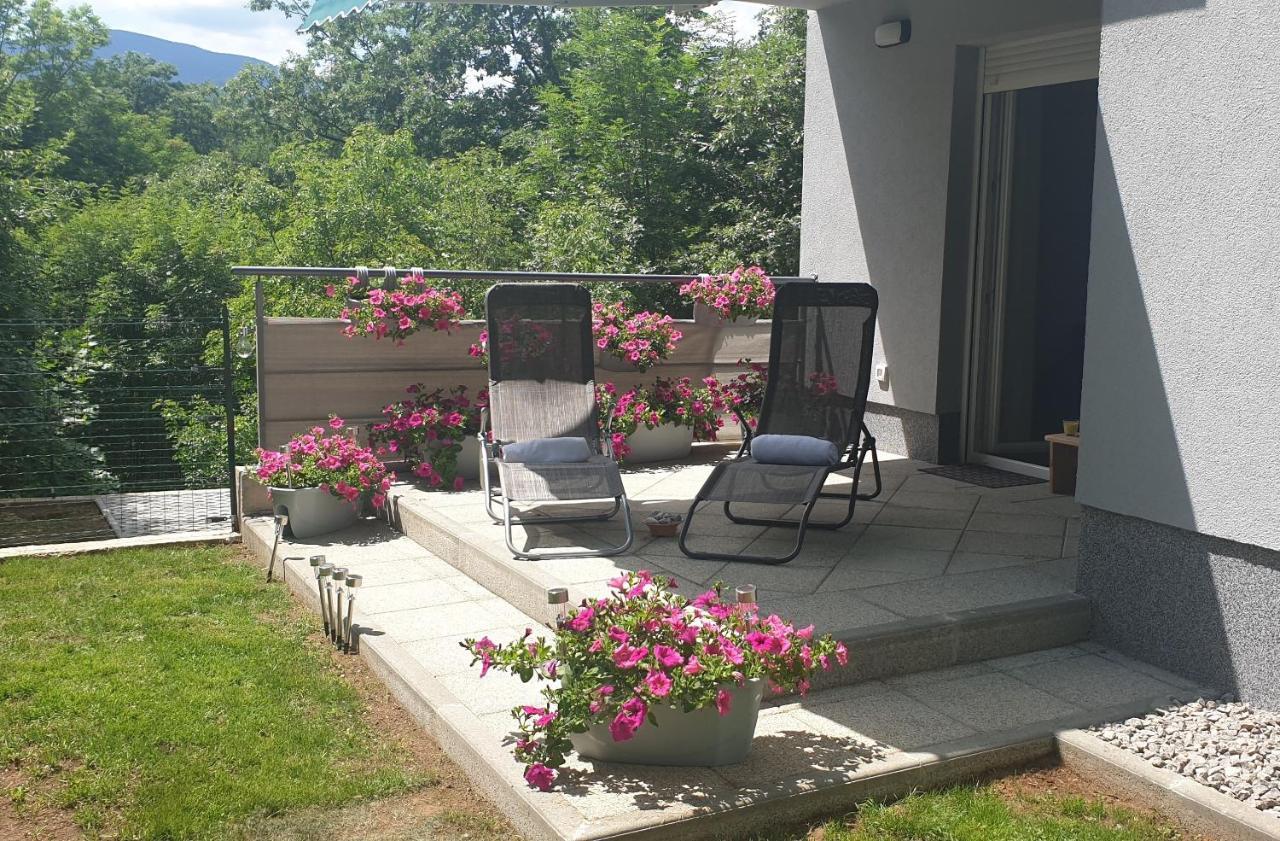 Apartamento Birdsong Getaway Jurdani Exterior foto